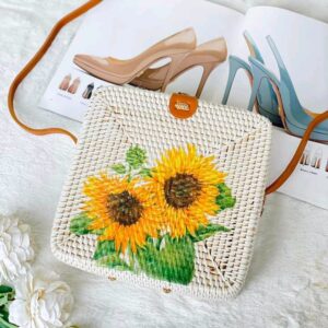 Balinese Rattan Square Bag - Aesthetic Design